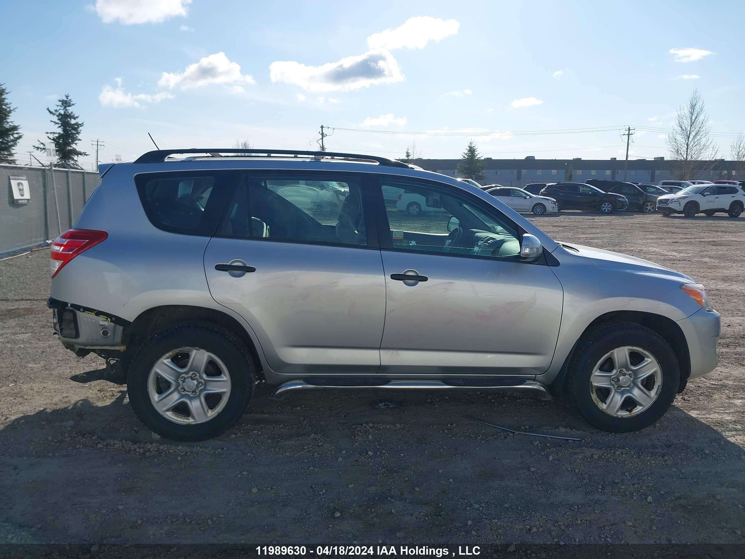 Photo 13 VIN: JTMBF33V39D002508 - TOYOTA RAV 4 