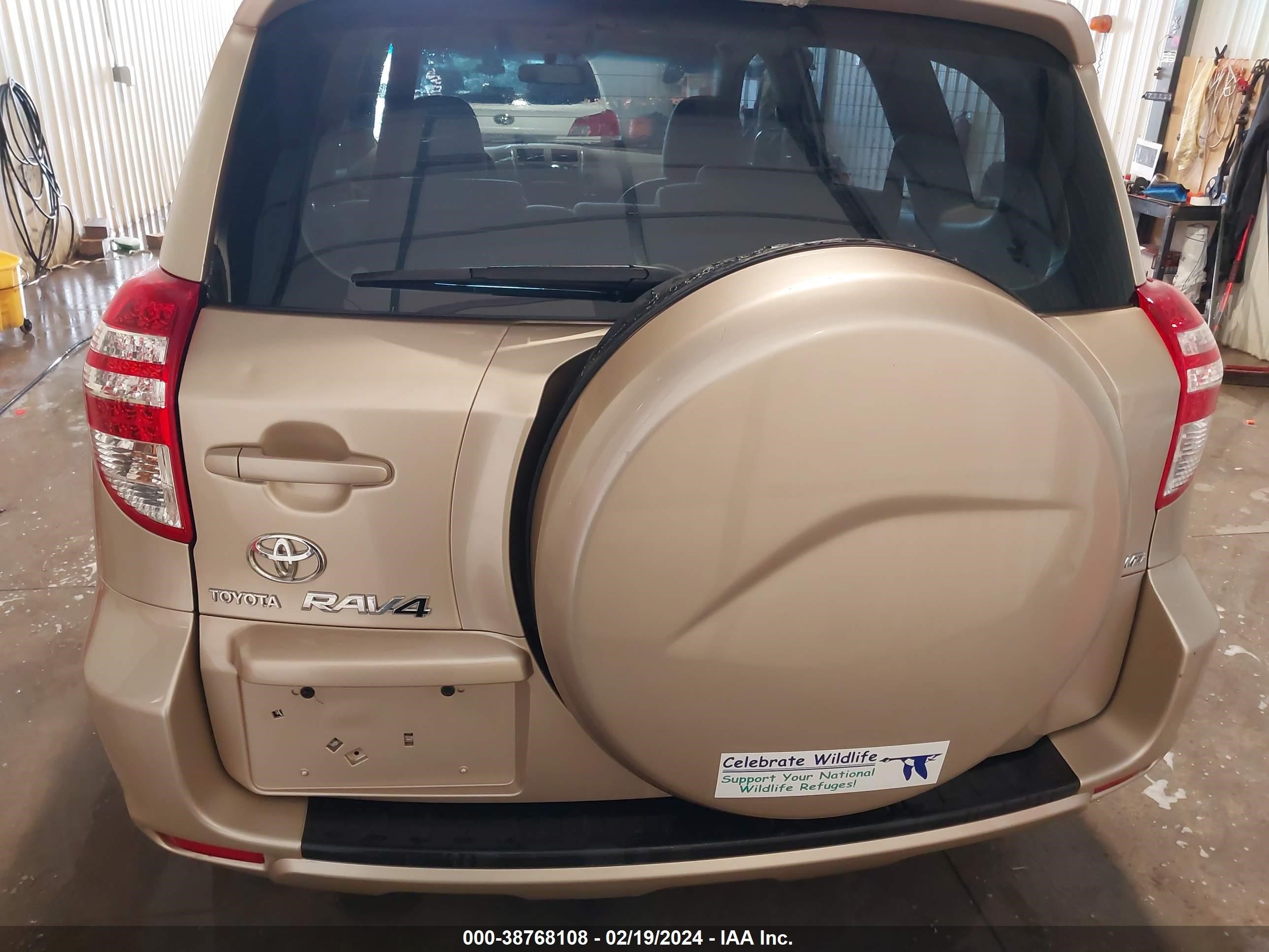 Photo 15 VIN: JTMBF33V39D012455 - TOYOTA RAV 4 