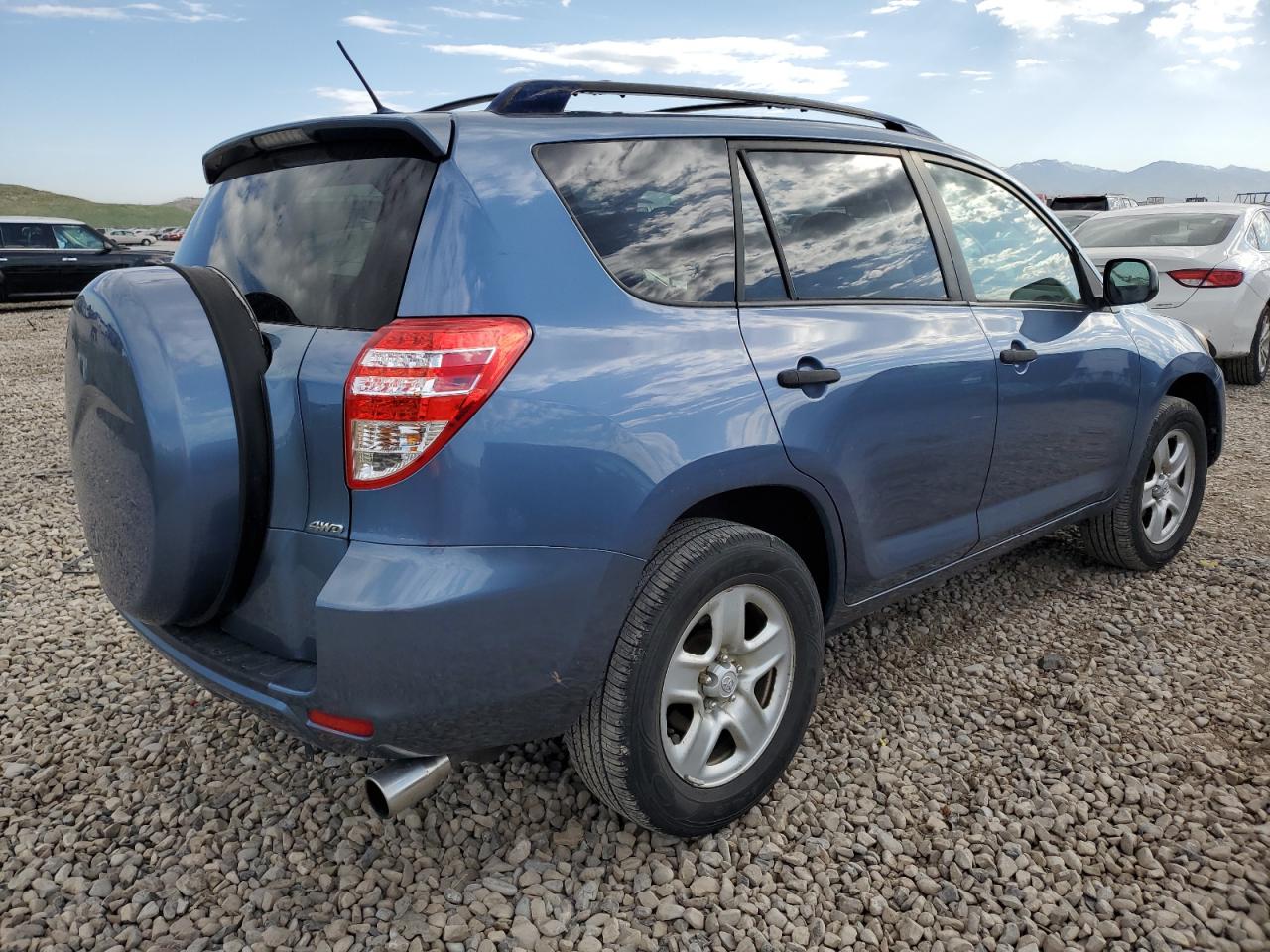 Photo 2 VIN: JTMBF33V495009963 - TOYOTA RAV 4 