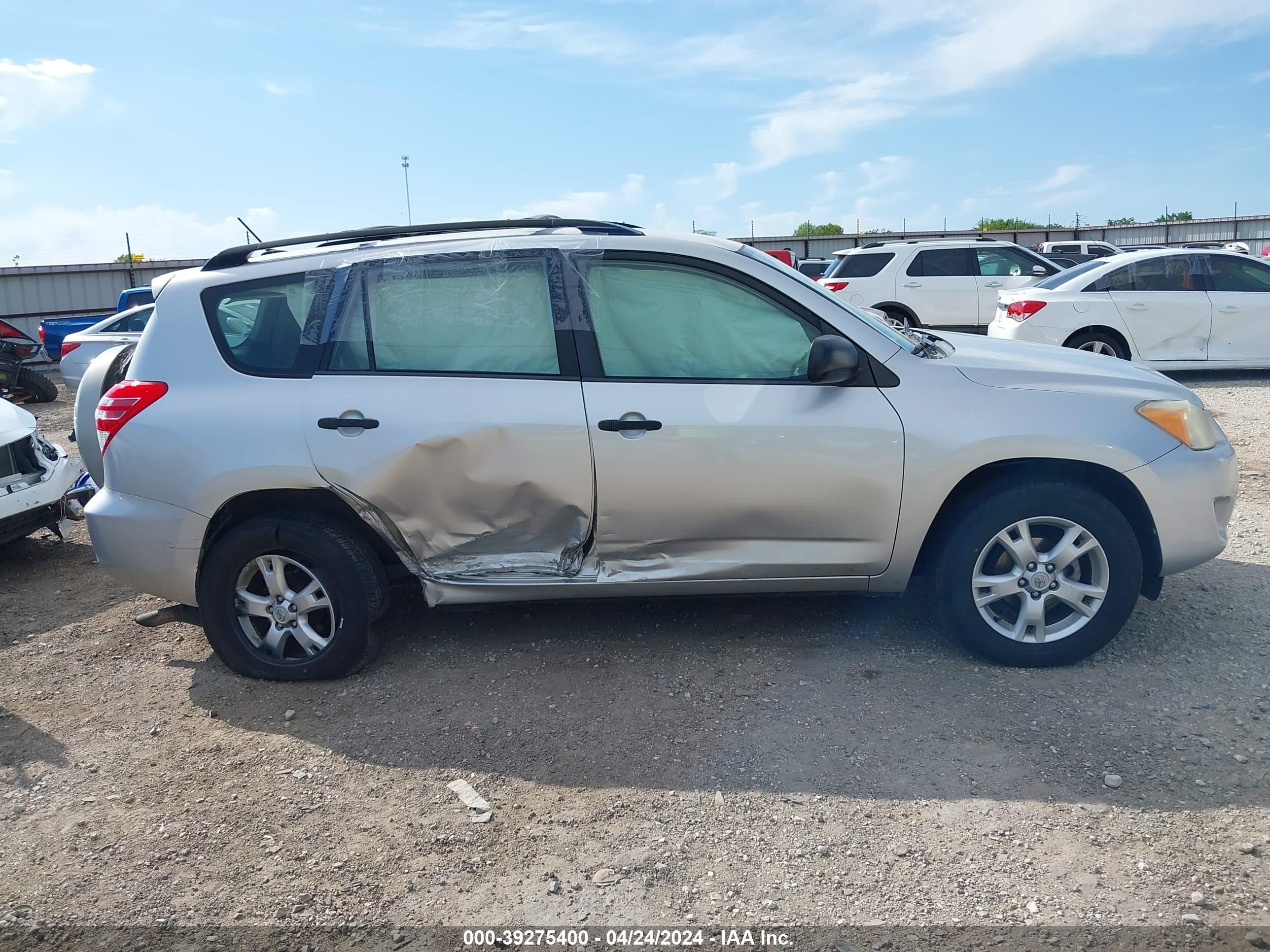 Photo 12 VIN: JTMBF33V59D014658 - TOYOTA RAV 4 