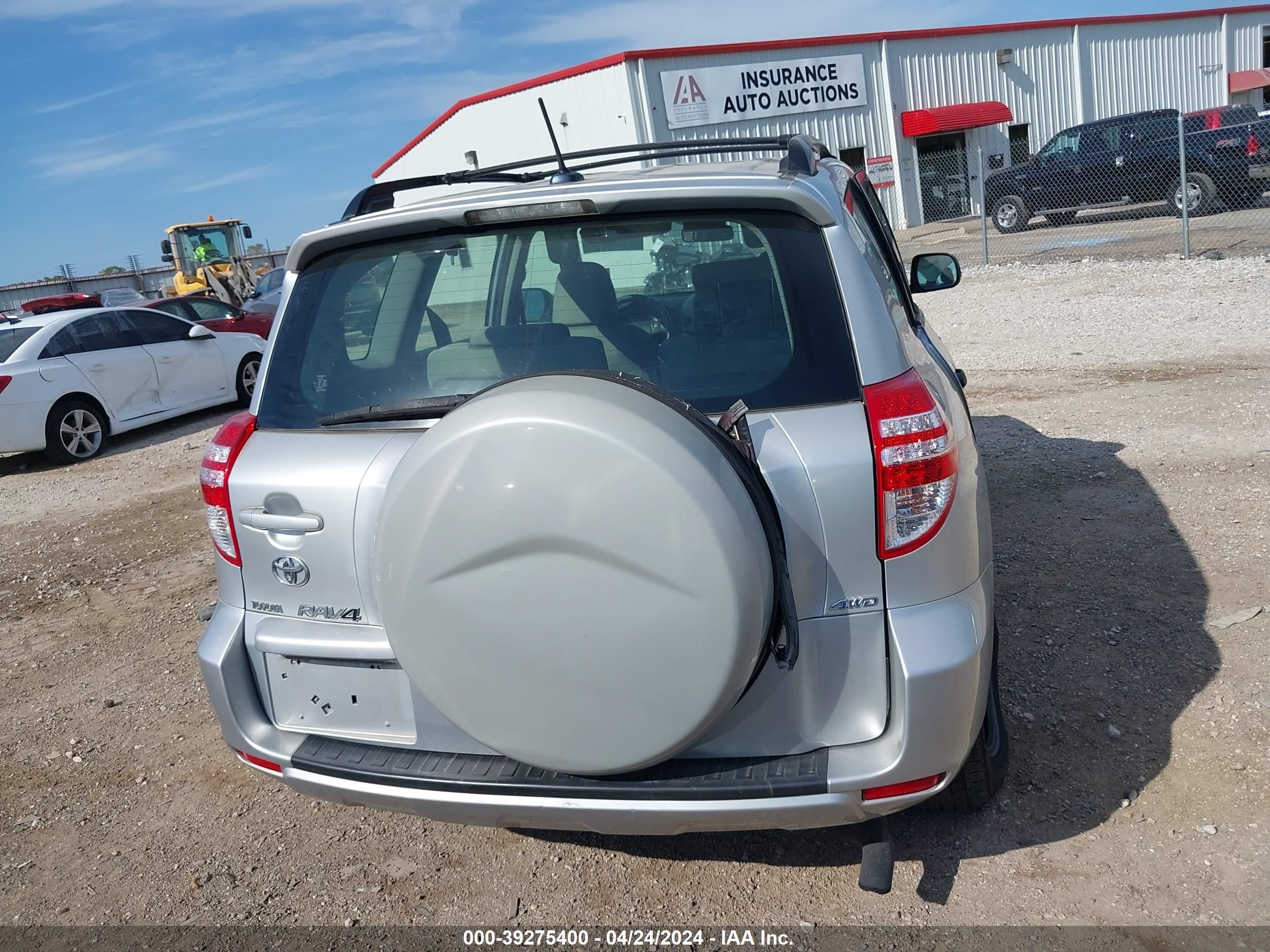 Photo 15 VIN: JTMBF33V59D014658 - TOYOTA RAV 4 