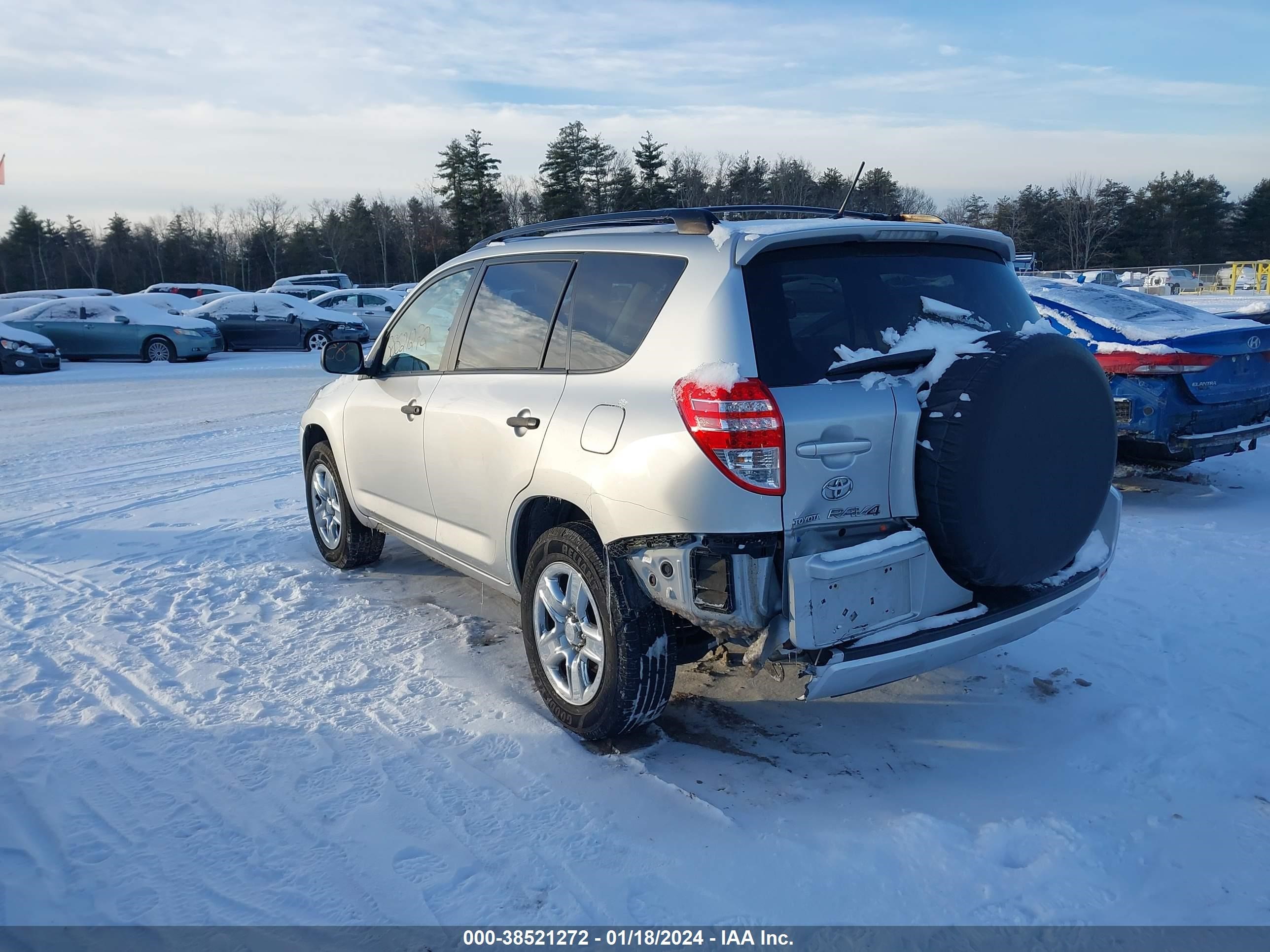 Photo 2 VIN: JTMBF33V69D010666 - TOYOTA RAV 4 