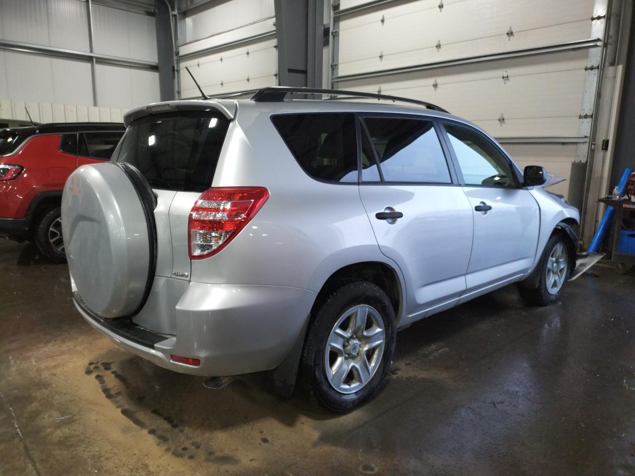 Photo 2 VIN: JTMBF33V69D014314 - TOYOTA RAV 4 