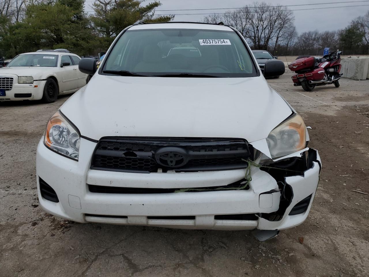 Photo 4 VIN: JTMBF33V69D017150 - TOYOTA RAV 4 