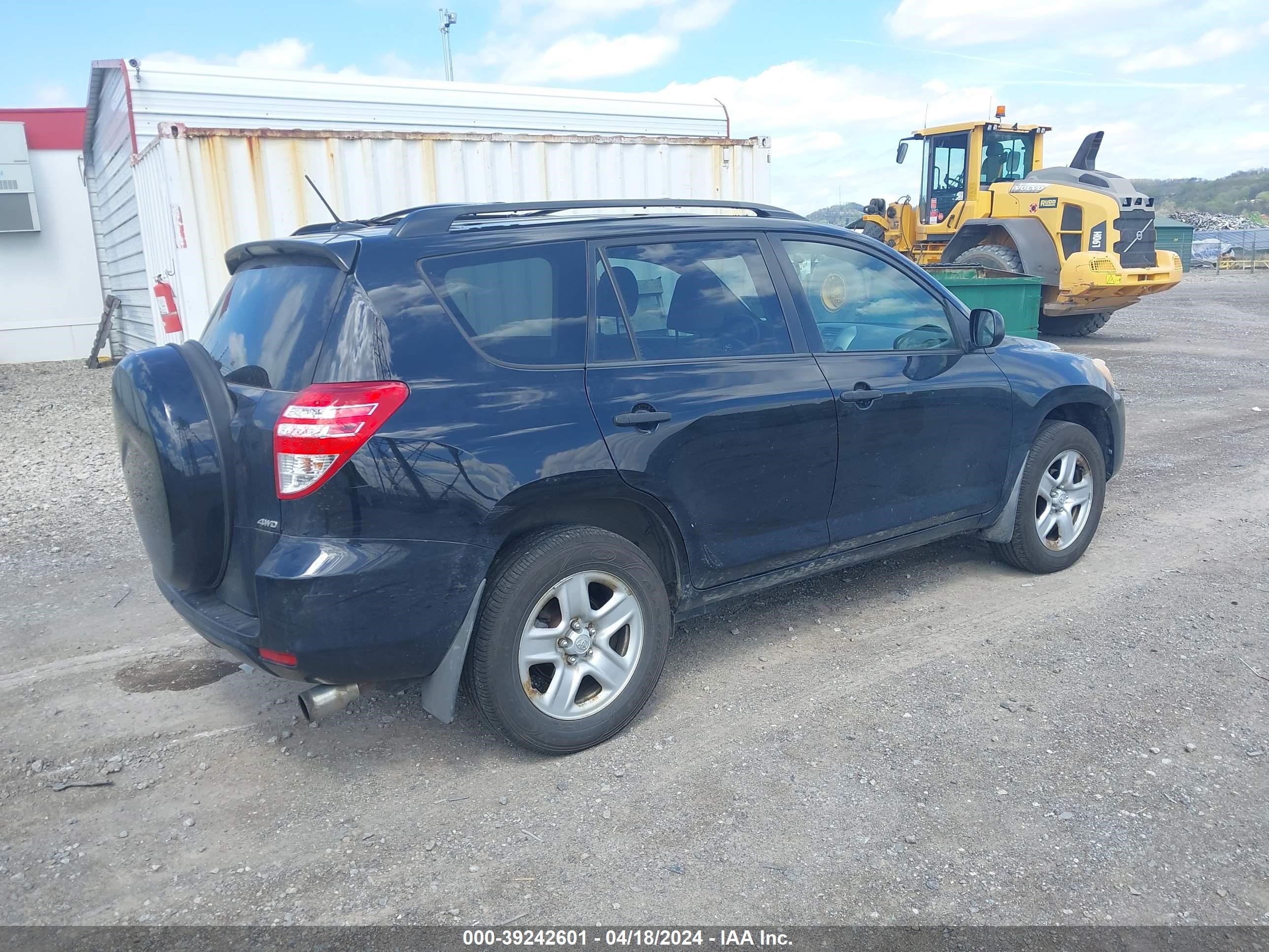 Photo 3 VIN: JTMBF33V99D003548 - TOYOTA RAV 4 