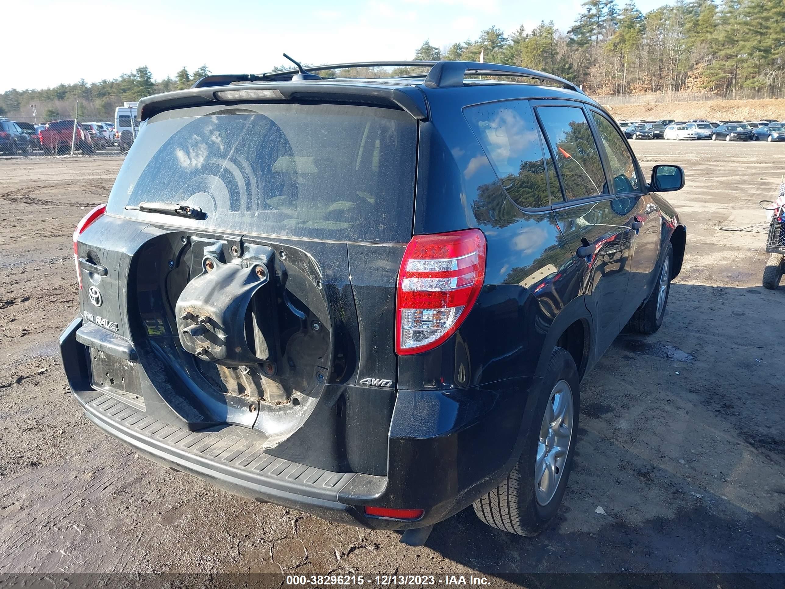 Photo 3 VIN: JTMBF35V295008372 - TOYOTA RAV 4 