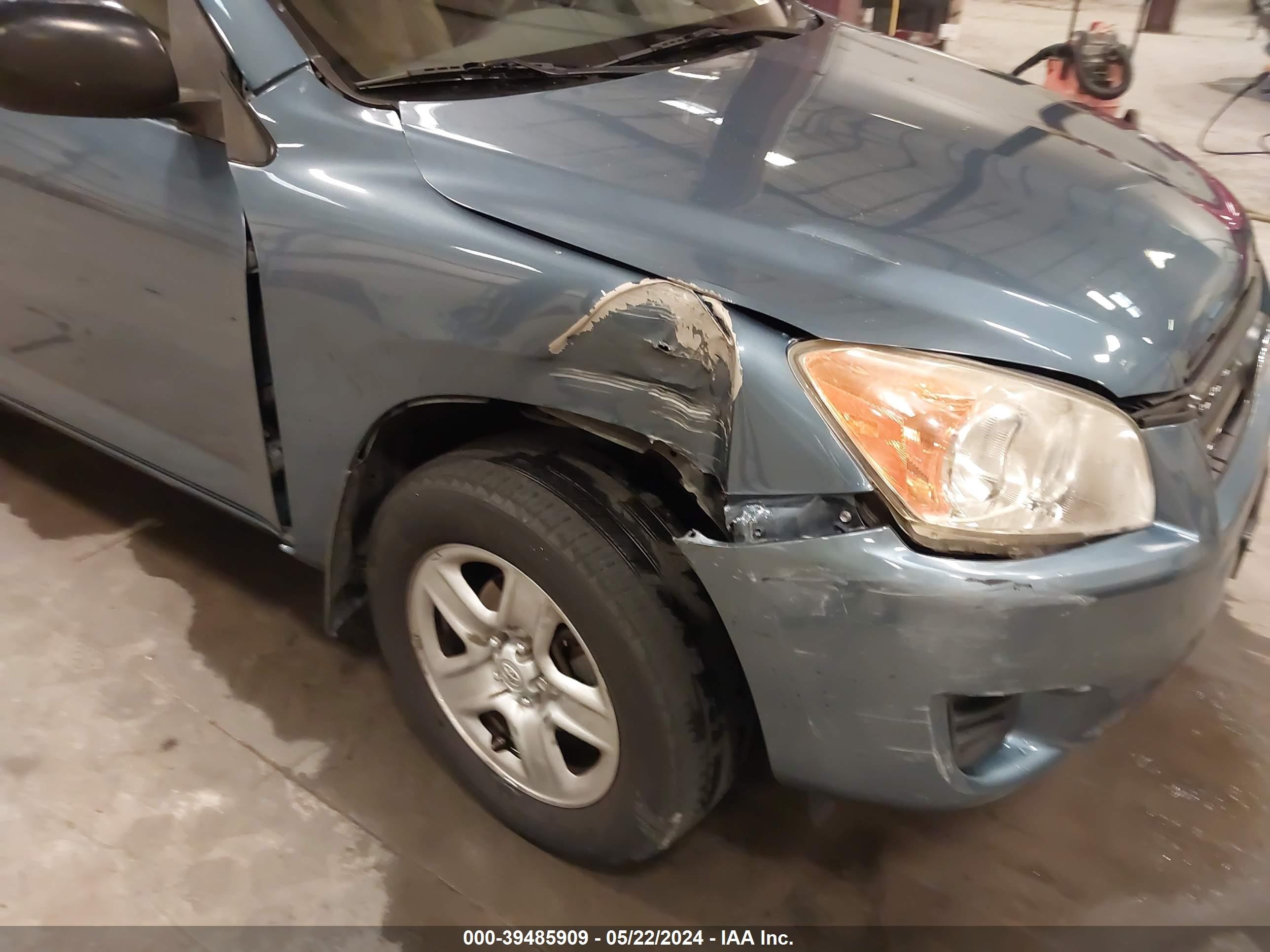 Photo 5 VIN: JTMBF35V495008163 - TOYOTA RAV 4 