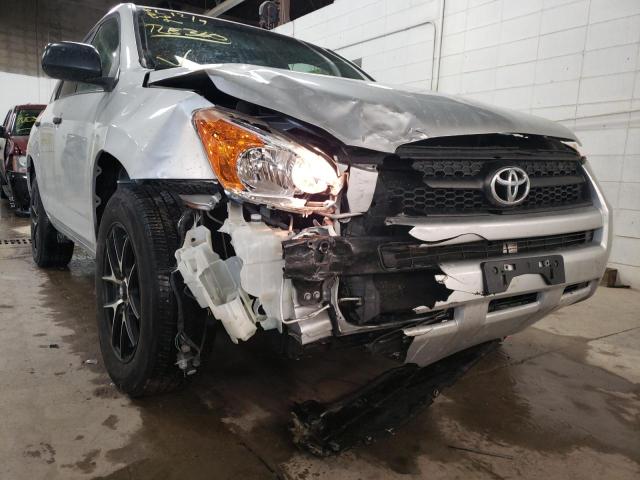 Photo 8 VIN: JTMBF4DV0A5035582 - TOYOTA RAV4 