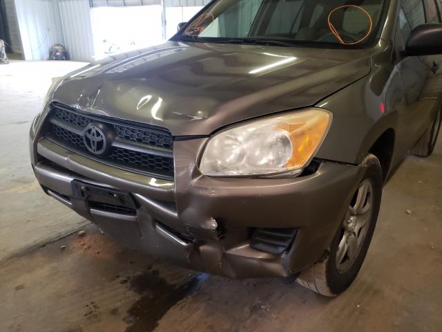 Photo 8 VIN: JTMBF4DV0AD037483 - TOYOTA RAV4 