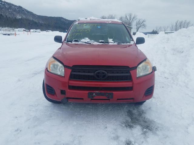 Photo 4 VIN: JTMBF4DV1AD030686 - TOYOTA RAV4 