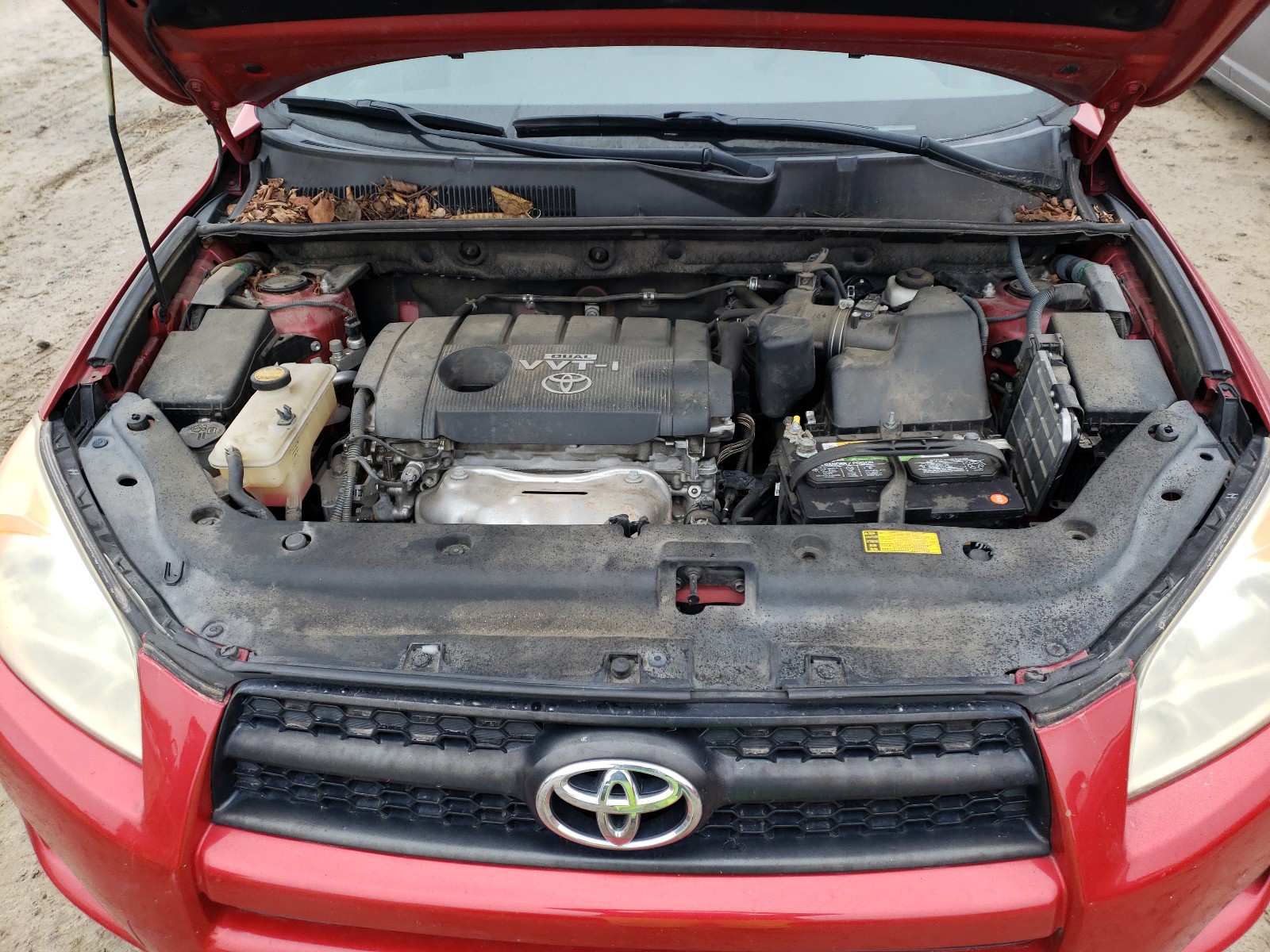 Photo 6 VIN: JTMBF4DV1AD039226 - TOYOTA RAV4 