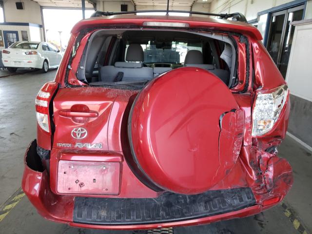 Photo 8 VIN: JTMBF4DV2A5033896 - TOYOTA RAV4 