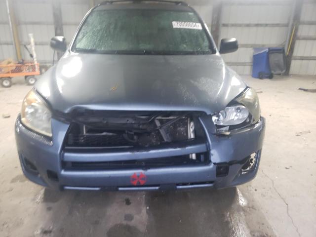 Photo 4 VIN: JTMBF4DV2C5057800 - TOYOTA RAV4 