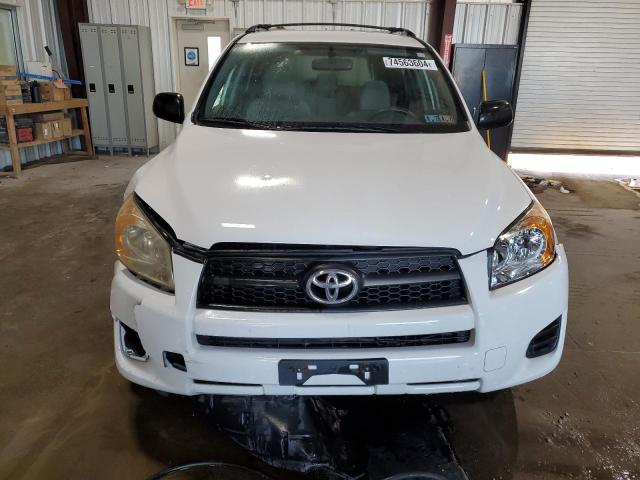 Photo 4 VIN: JTMBF4DV3AD022329 - TOYOTA RAV4 