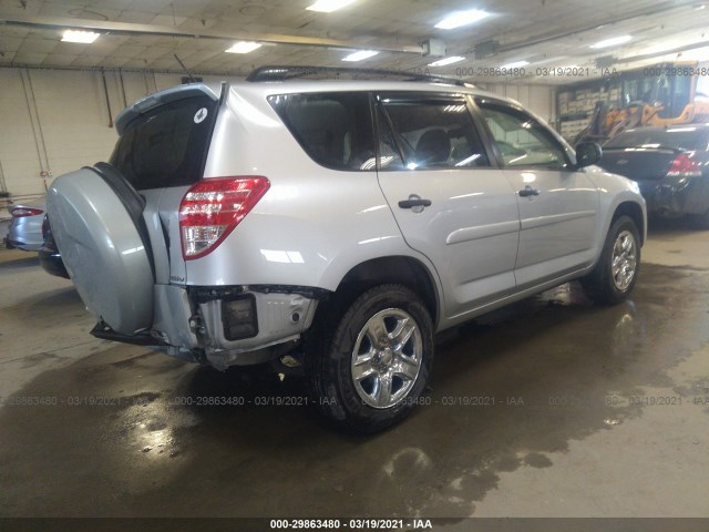 Photo 3 VIN: JTMBF4DV3AD022492 - TOYOTA RAV4 