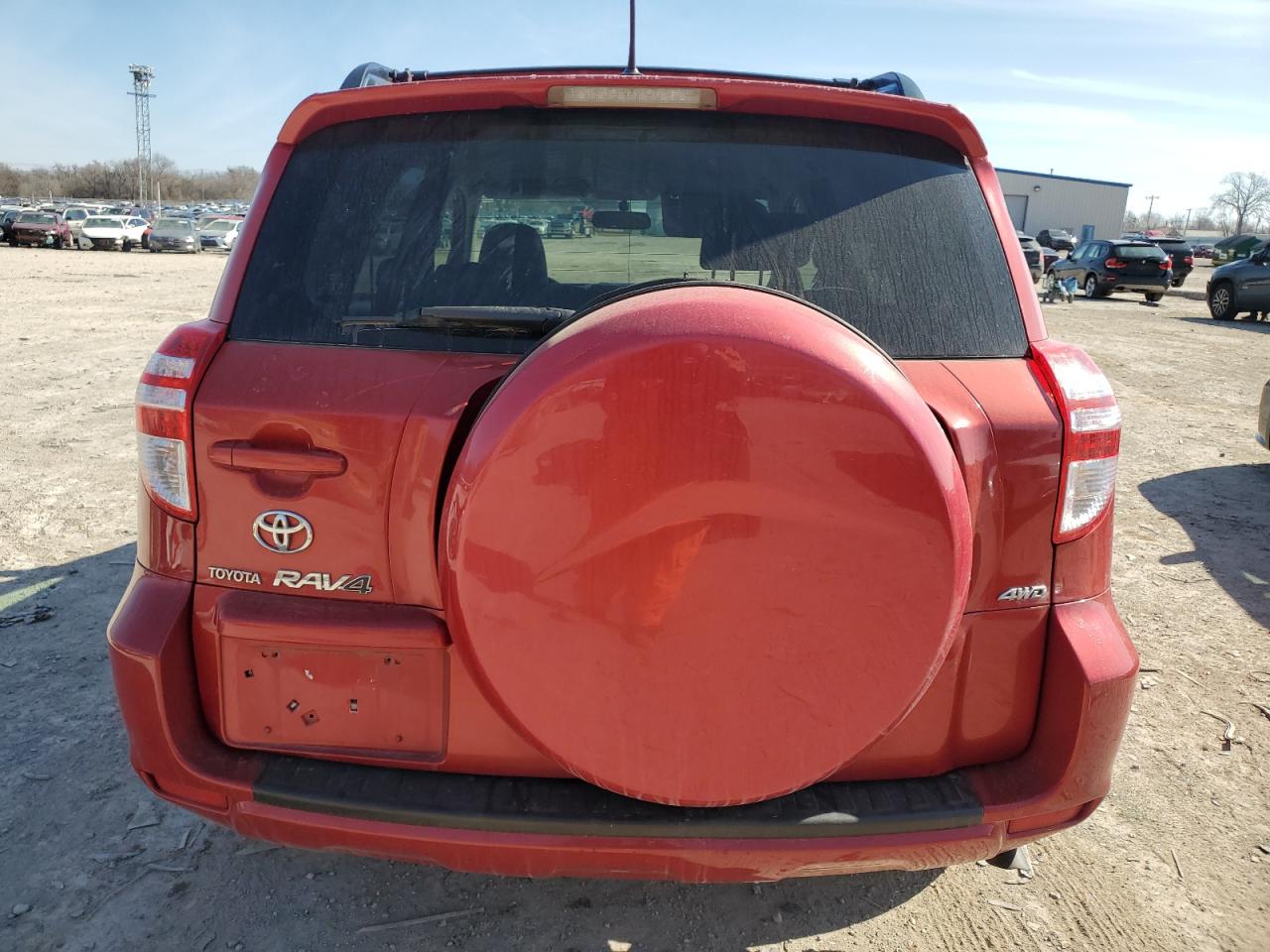 Photo 5 VIN: JTMBF4DV3AD038935 - TOYOTA RAV 4 