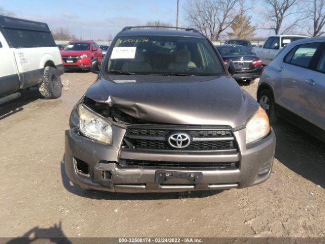 Photo 5 VIN: JTMBF4DV4AD035803 - TOYOTA RAV4 