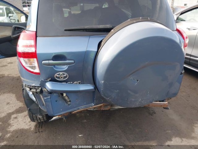 Photo 5 VIN: JTMBF4DV4AD038927 - TOYOTA RAV4 