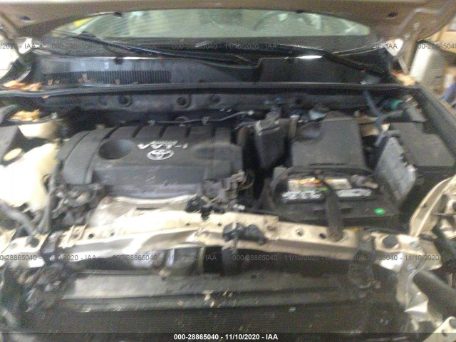 Photo 9 VIN: JTMBF4DV5A5035867 - TOYOTA RAV4 