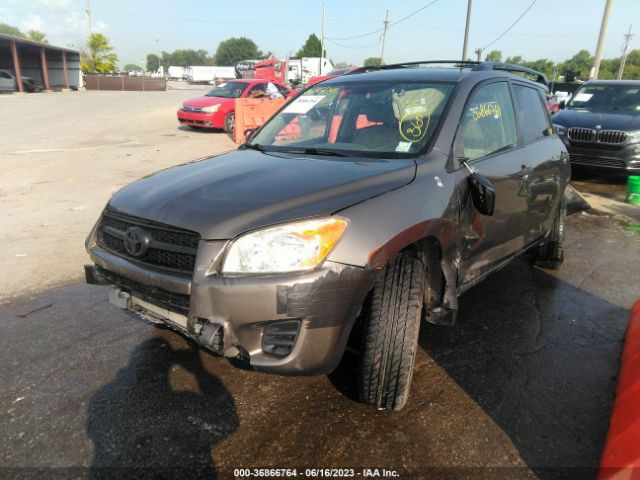 Photo 1 VIN: JTMBF4DV5B5044201 - TOYOTA RAV4 