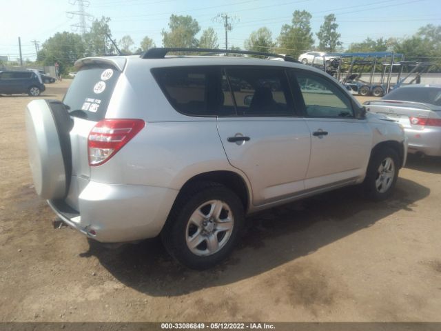 Photo 3 VIN: JTMBF4DV6A5032671 - TOYOTA RAV4 