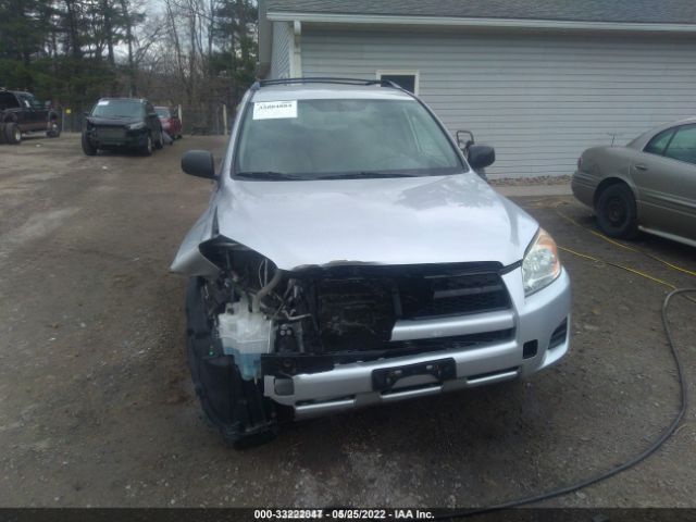 Photo 5 VIN: JTMBF4DV6AD025788 - TOYOTA RAV4 