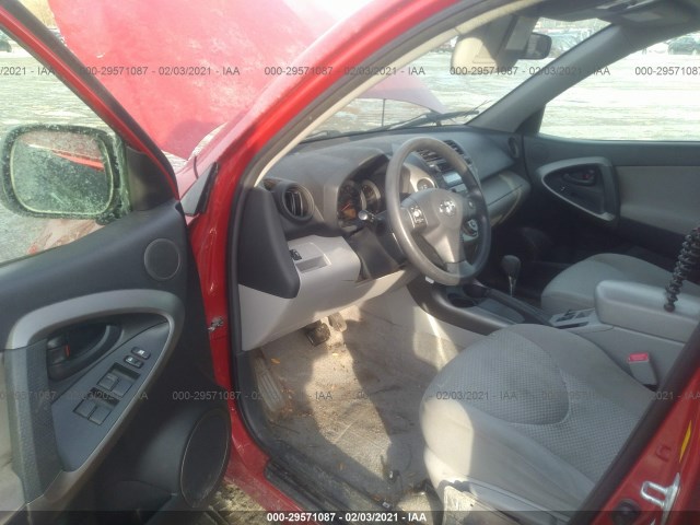 Photo 4 VIN: JTMBF4DV6B5040724 - TOYOTA RAV4 