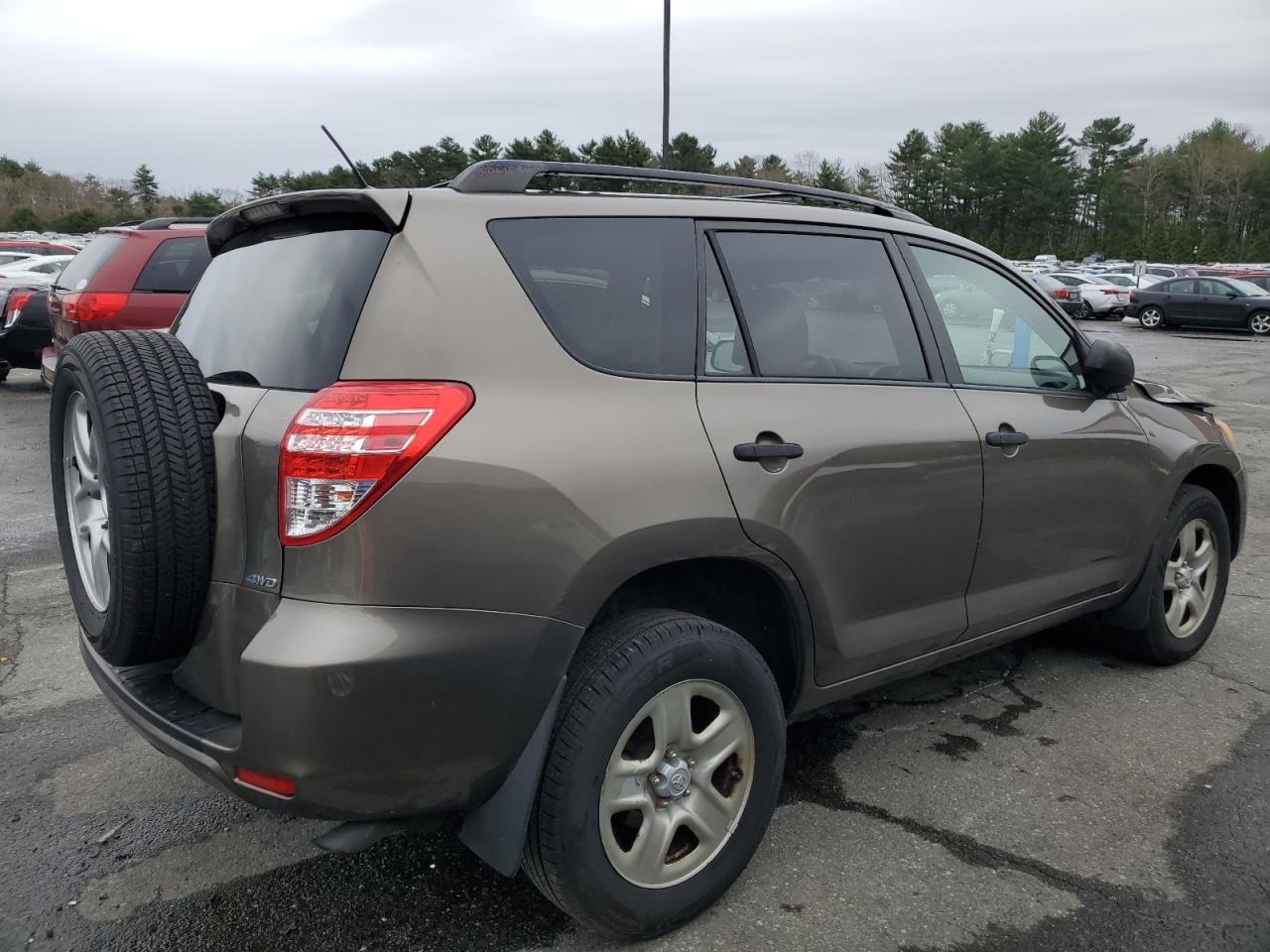 Photo 2 VIN: JTMBF4DV6B5044188 - TOYOTA RAV 4 