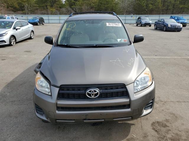 Photo 4 VIN: JTMBF4DV6CD045378 - TOYOTA RAV4 