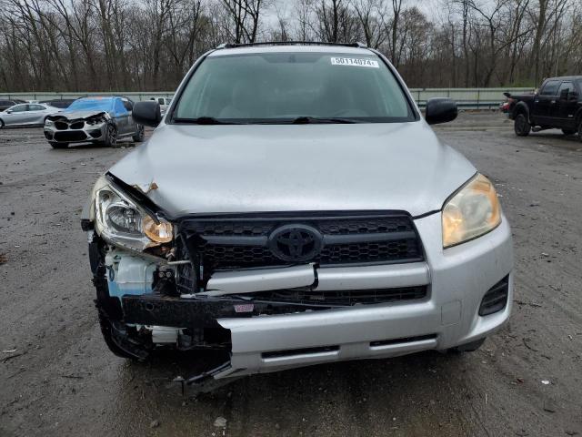 Photo 4 VIN: JTMBF4DV7AD023726 - TOYOTA RAV4 