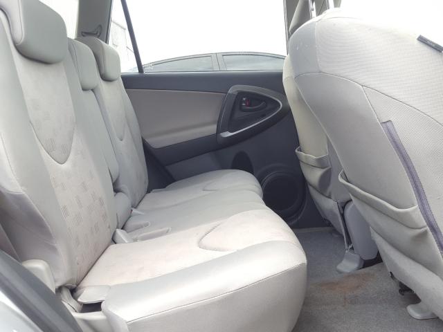 Photo 5 VIN: JTMBF4DV7AD035794 - TOYOTA RAV4 