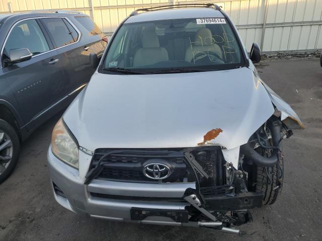 Photo 4 VIN: JTMBF4DV7B5042997 - TOYOTA RAV4 