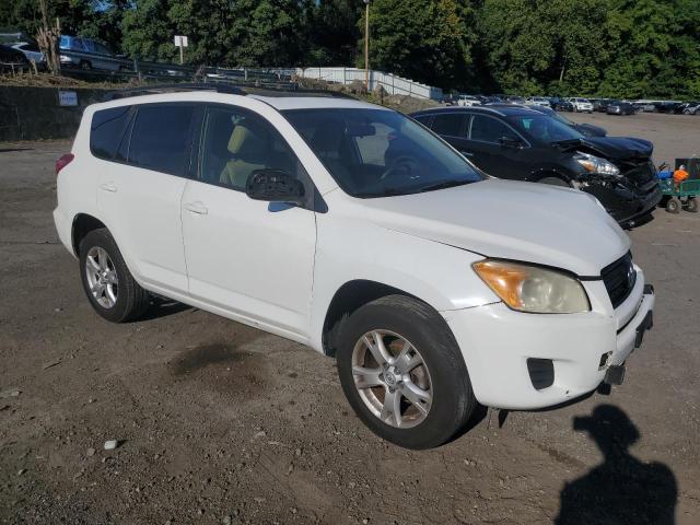 Photo 3 VIN: JTMBF4DV7CD043980 - TOYOTA RAV4 