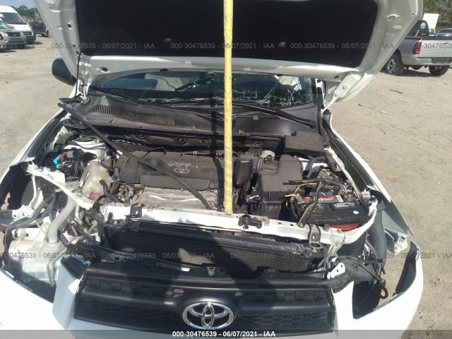 Photo 9 VIN: JTMBF4DV8A5020408 - TOYOTA RAV4 