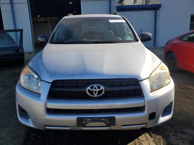 Photo 4 VIN: JTMBF4DV9AD036025 - TOYOTA RAV4 