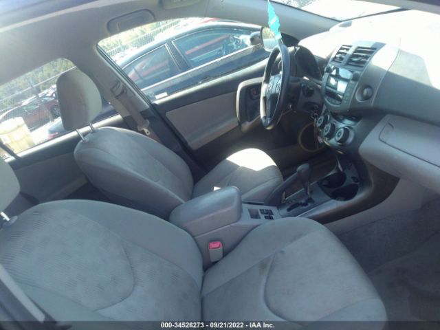 Photo 4 VIN: JTMBF4DVXAD027186 - TOYOTA RAV4 