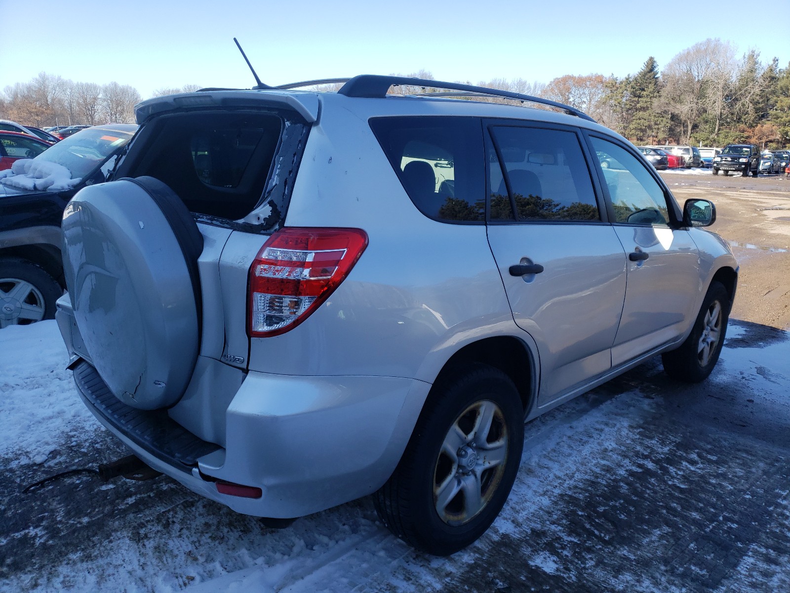 Photo 3 VIN: JTMBF4DVXAD029293 - TOYOTA RAV4 