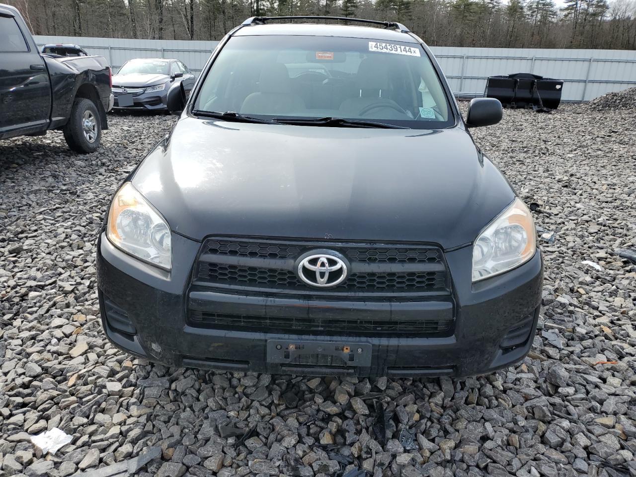 Photo 4 VIN: JTMBF4DVXB5042475 - TOYOTA RAV 4 