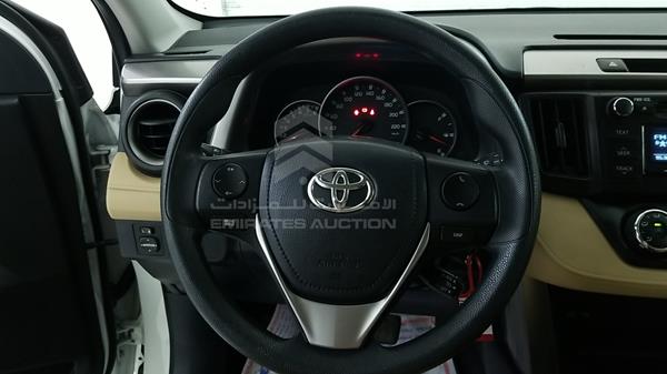 Photo 12 VIN: JTMBF9EV1JJ220212 - TOYOTA RAV 4 