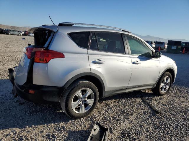 Photo 2 VIN: JTMBFREV0D5009113 - TOYOTA RAV4 LE 