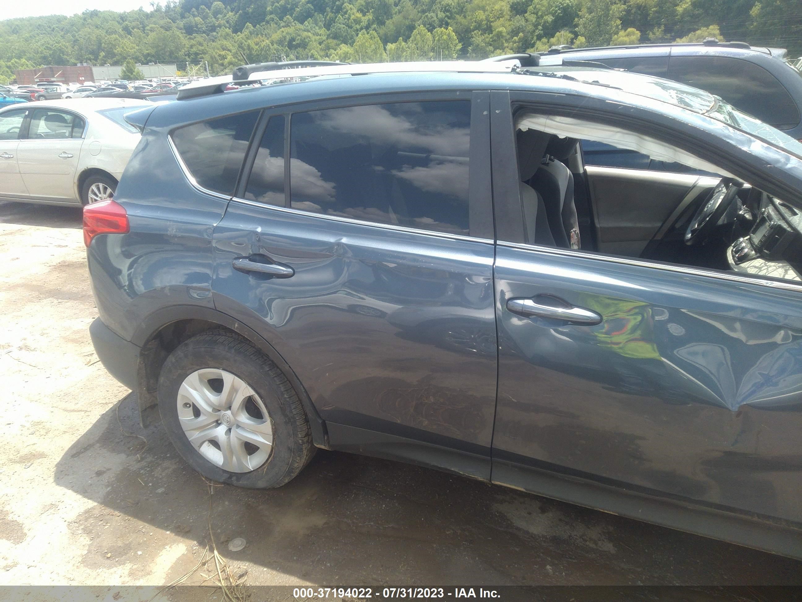 Photo 12 VIN: JTMBFREV0DD035880 - TOYOTA RAV 4 