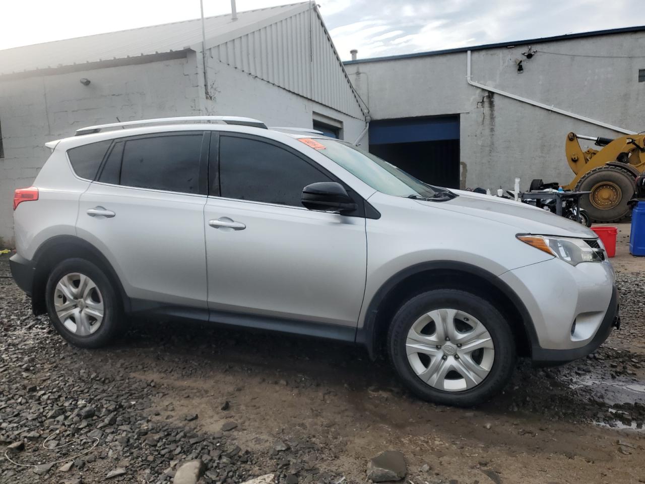 Photo 3 VIN: JTMBFREV0EJ006561 - TOYOTA RAV 4 