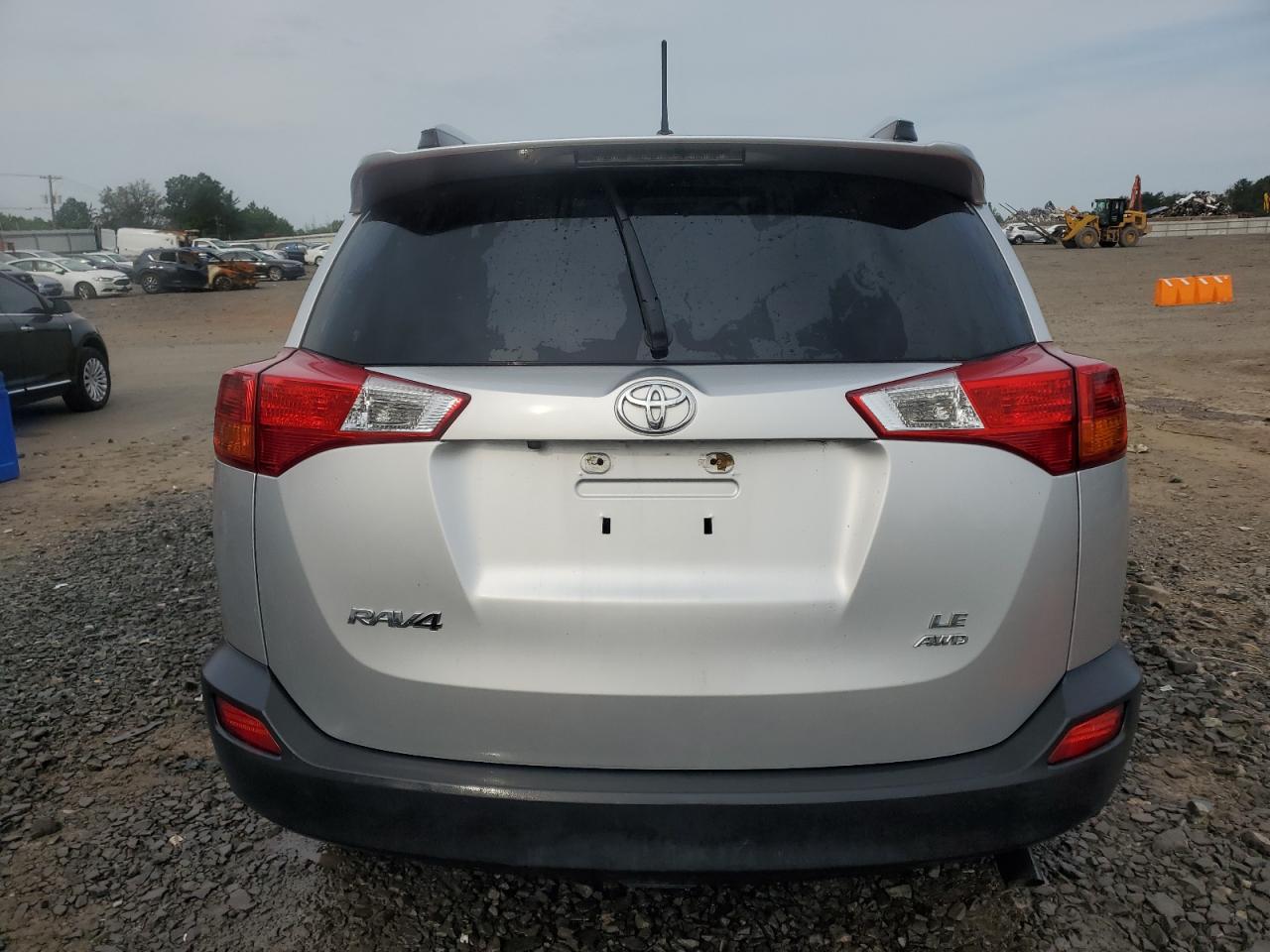 Photo 5 VIN: JTMBFREV0EJ006561 - TOYOTA RAV 4 