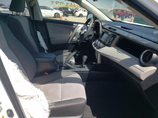 Photo 4 VIN: JTMBFREV0FD162888 - TOYOTA RAV4 LE 