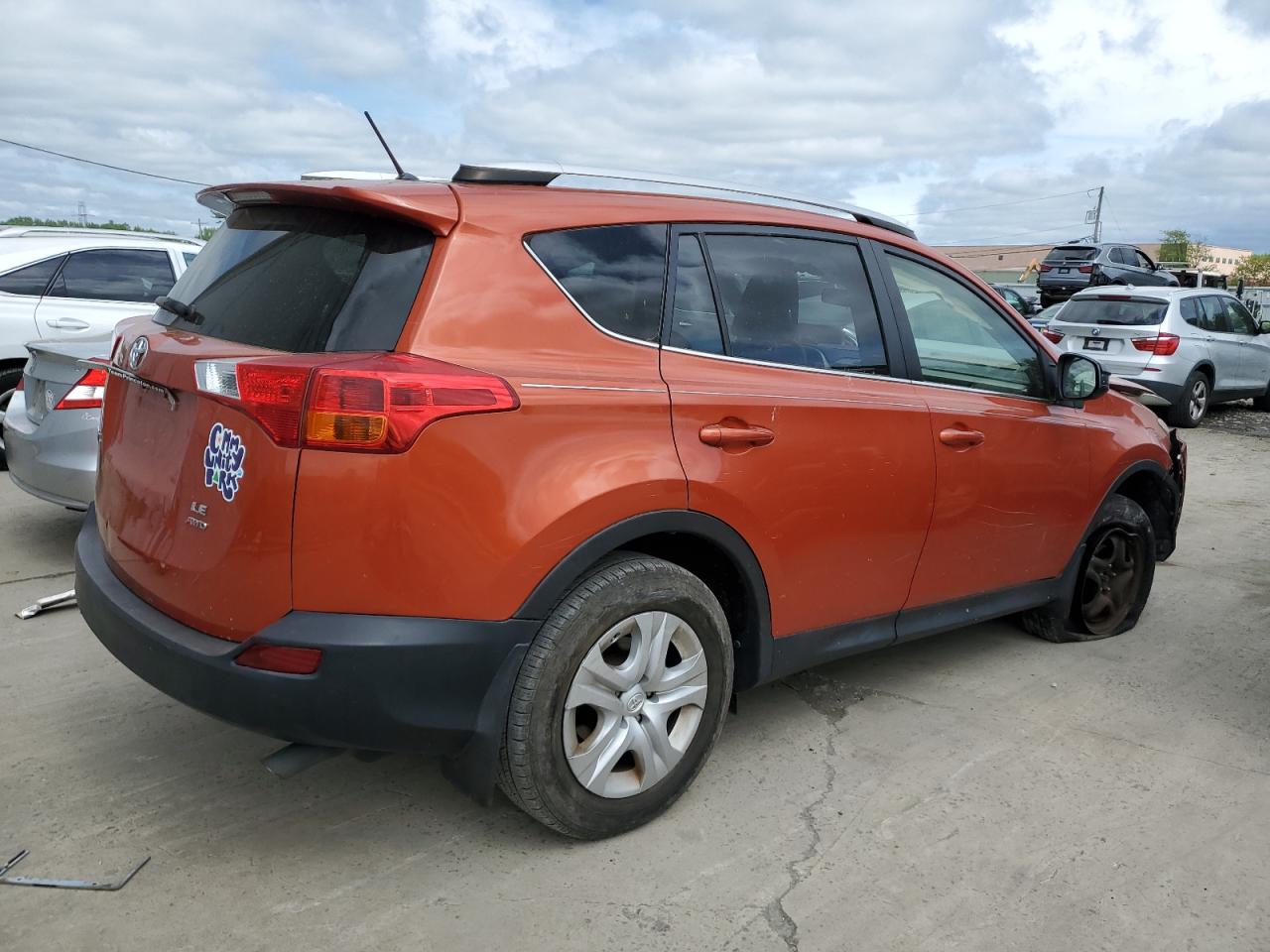 Photo 2 VIN: JTMBFREV0FD166195 - TOYOTA RAV 4 