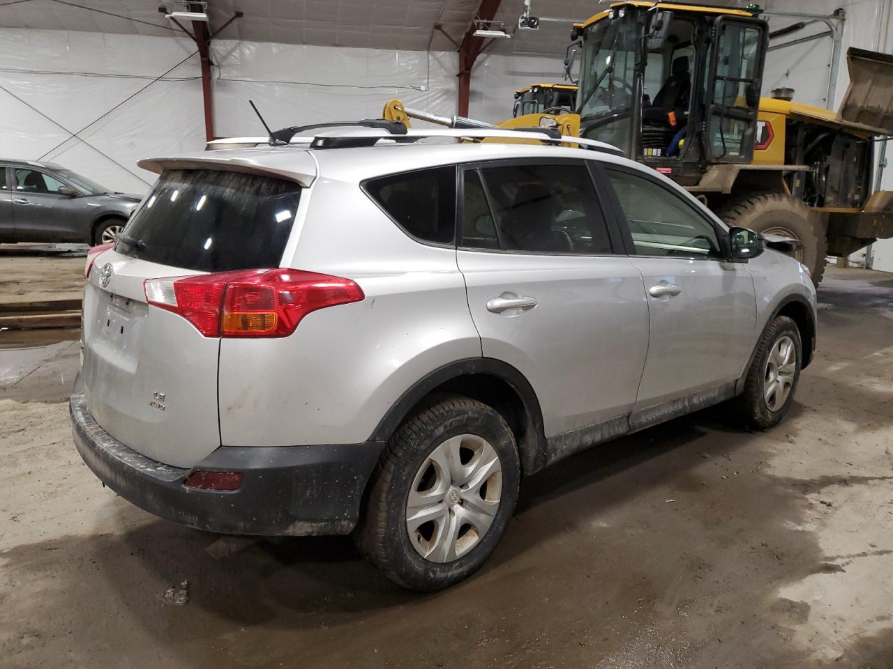 Photo 2 VIN: JTMBFREV0FD169405 - TOYOTA RAV 4 