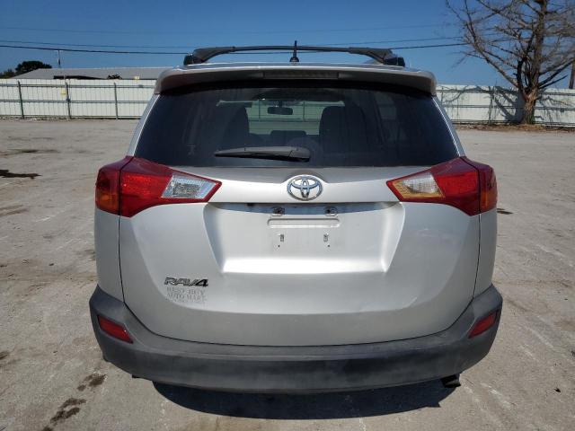 Photo 5 VIN: JTMBFREV0FJ046849 - TOYOTA RAV4 LE 