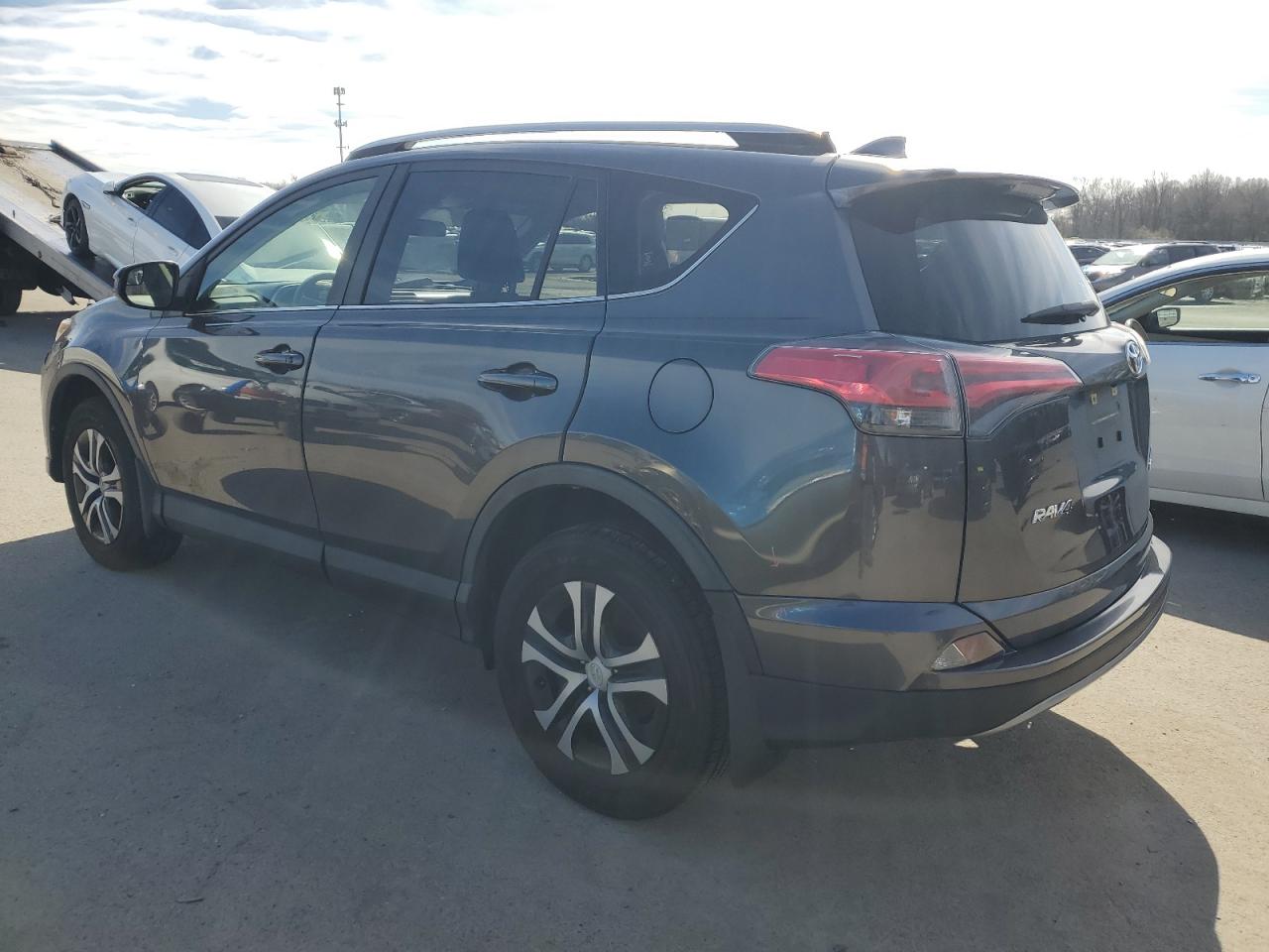 Photo 1 VIN: JTMBFREV0HJ129720 - TOYOTA RAV 4 