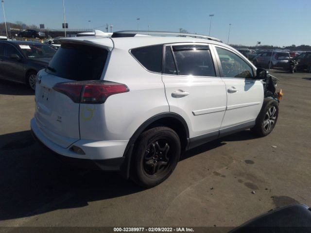 Photo 3 VIN: JTMBFREV0HJ157033 - TOYOTA RAV4 