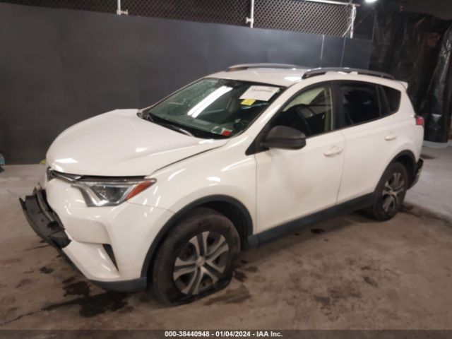 Photo 1 VIN: JTMBFREV0JJ717767 - TOYOTA RAV4 